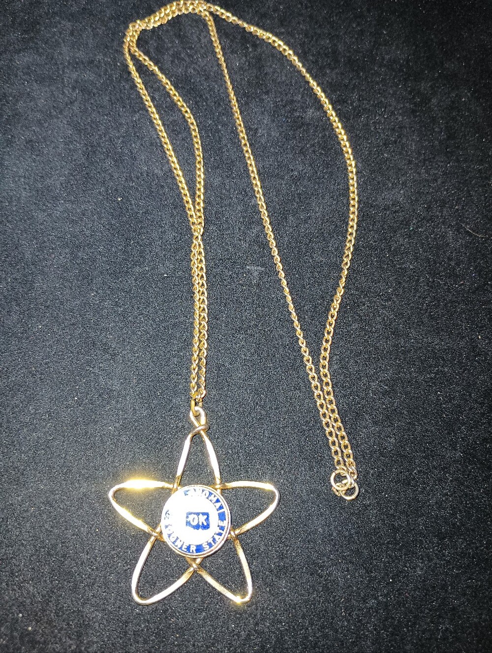 Vtg. Oklahoma Sooner State Star Necklace. Missing Clasp (Can Send One)